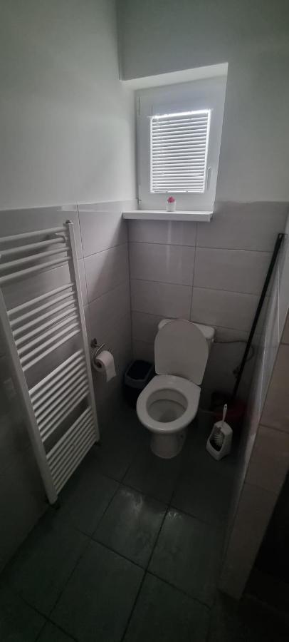 Alexej Apartmany Veľký Meder Esterno foto