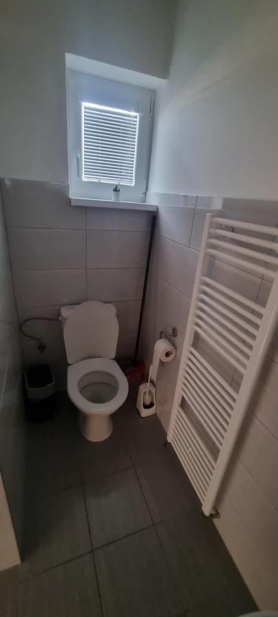 Alexej Apartmany Veľký Meder Esterno foto