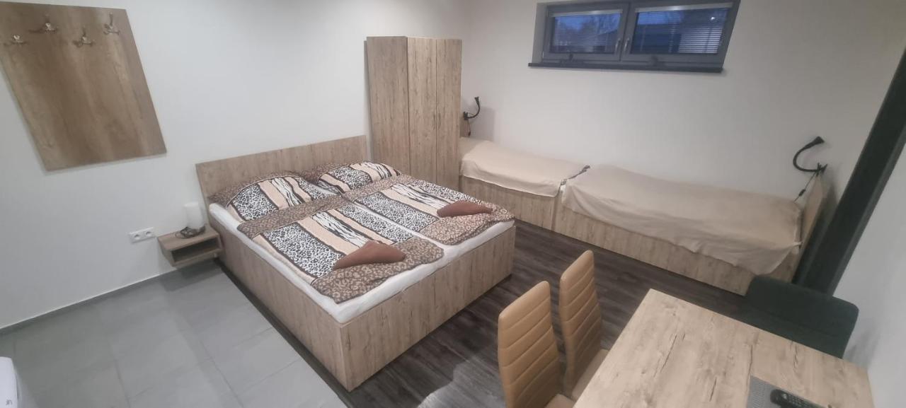 Alexej Apartmany Veľký Meder Esterno foto